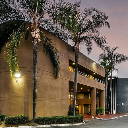 Travelodge By Wyndham Commerce Los Angeles Area Εξωτερικό φωτογραφία